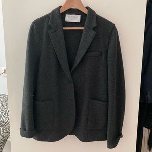 Harris Wharf London charcoal grey blazer